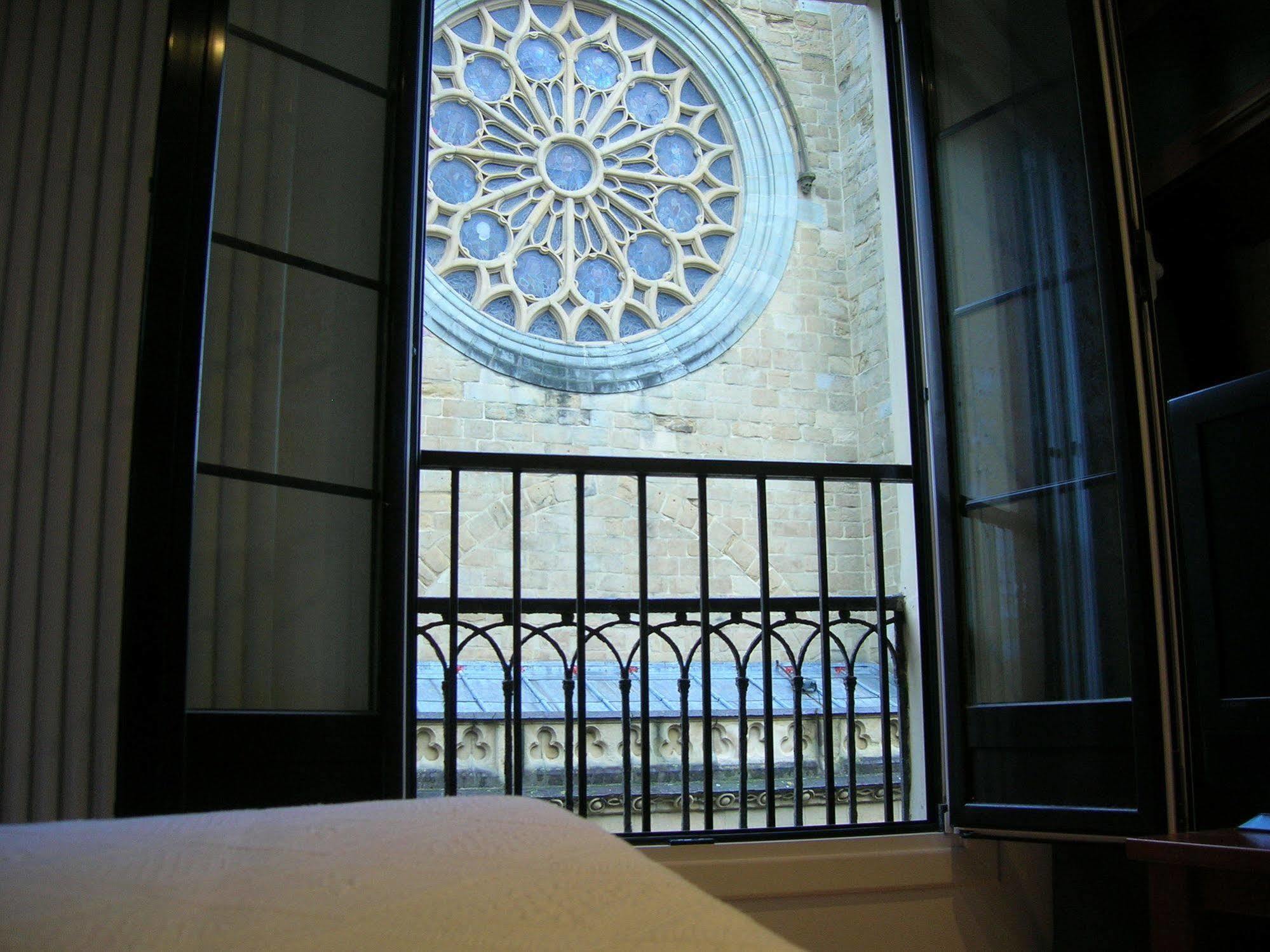 Pension San Vicente San Sebastián Eksteriør bilde